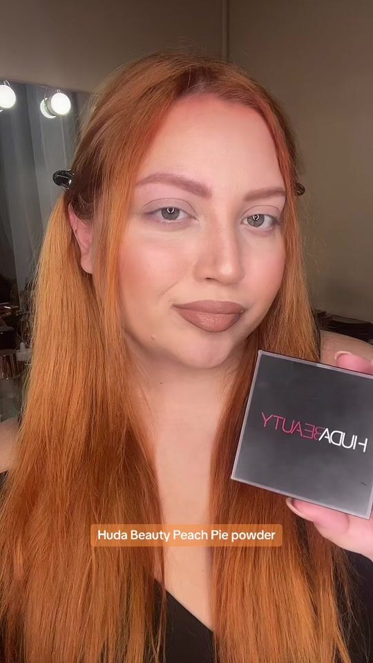 Ροδακινί πούδρα από Huda Beauty ✨ Peach Pie 🍑 