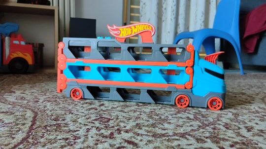 Another 1 truck in the hot wheels collection!