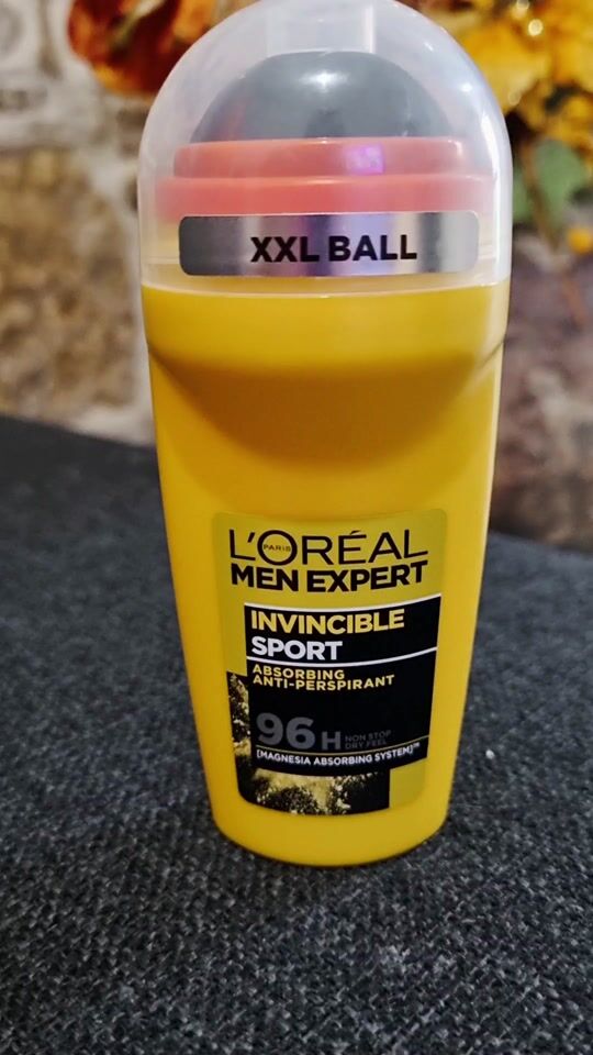 Recenzie pentru Deodorant L'Oreal Paris Men Expert Invincible Sport 96h Roll-On 50ml