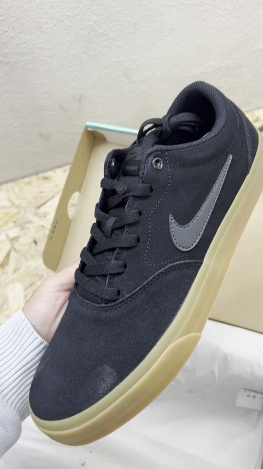Unboxing Nike SB Charge Suede 🛹