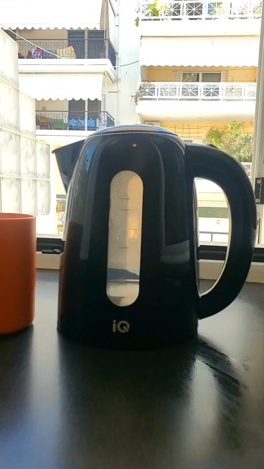 IQ Kettle 1850W