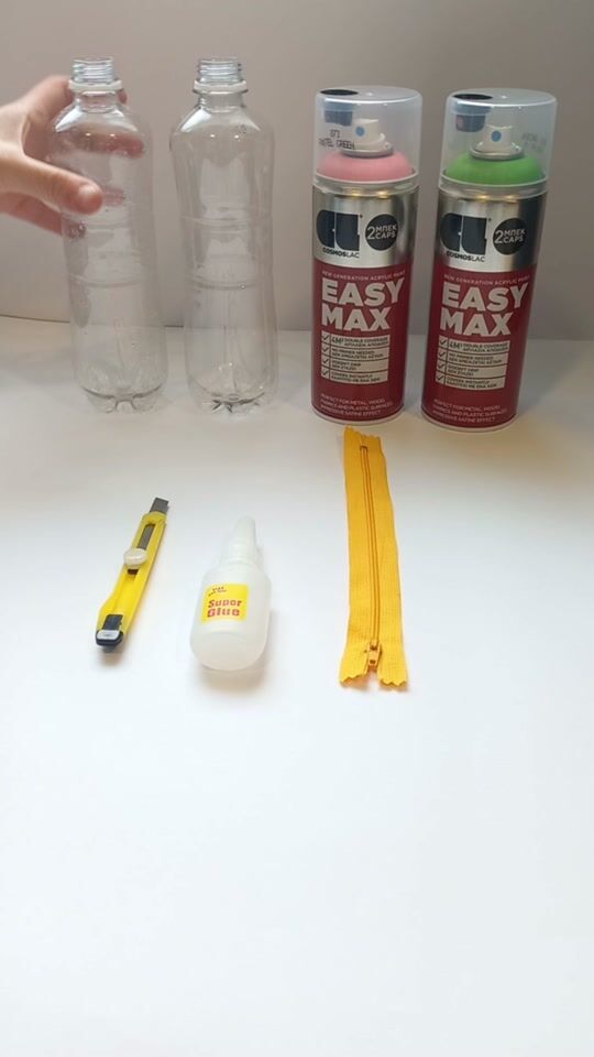 Δες πως μπορείς να φτιάξεις μια μοναδική κασετίνα με EASY MAX σπρέι! 