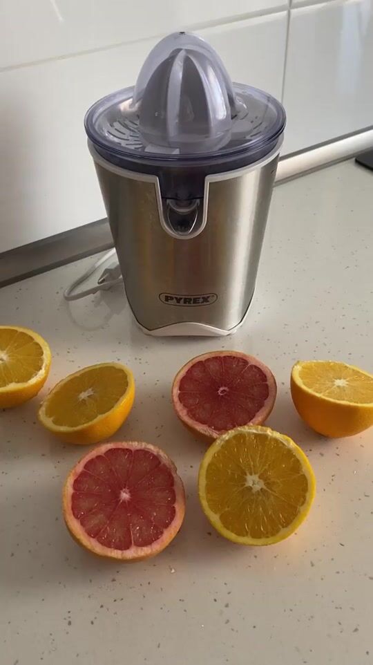 Vit C immune booster drink με Pyrex 🍊