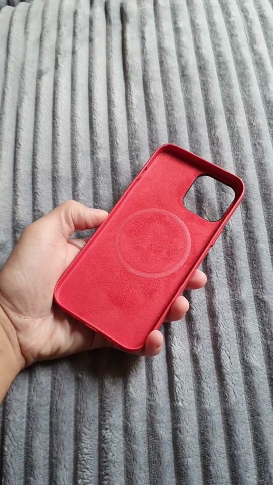 Review for Vivid Leather MagSafe Back Cover Red (iPhone 13 Pro Max)