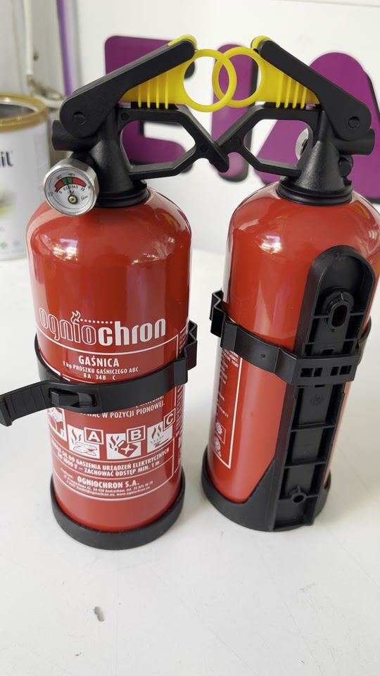 Car fire extinguisher