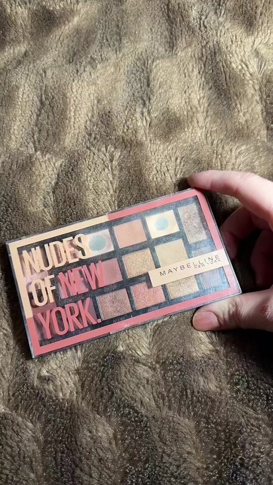 Review: Nudes of NY της Maybelline! Εσύ ακόμη να την αγοράσεις;;;😀🔝🤌