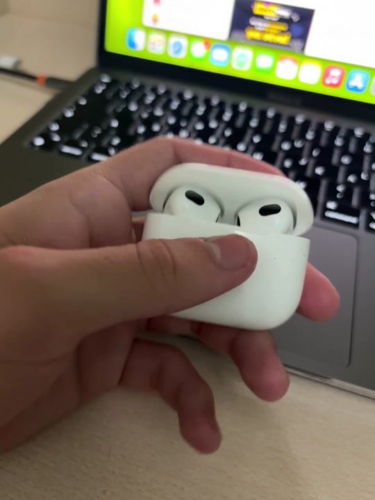 AIRPODS 3 to stand out! ?