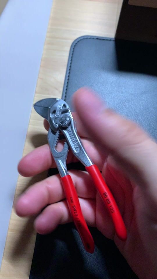 Chei pentru gaz de 125mm de la Knipex