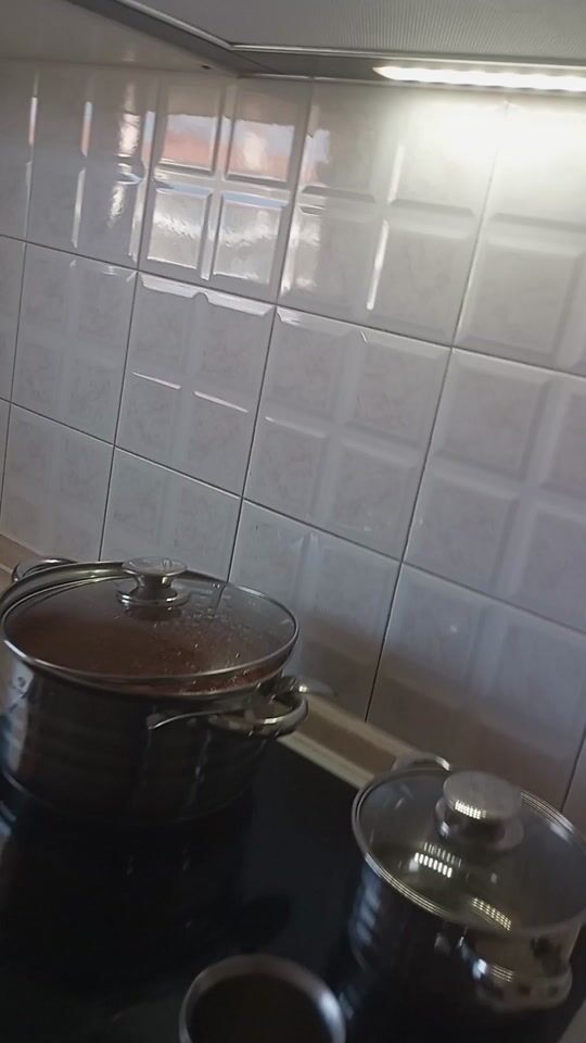 Прегледайте кратко видео