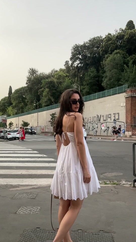 Summer Outfit - Mini White Dress with Open Back 