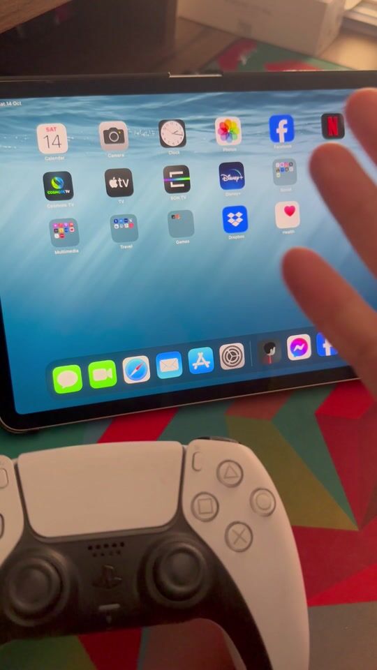 Connecting DualSense with iPad. It's very easy!