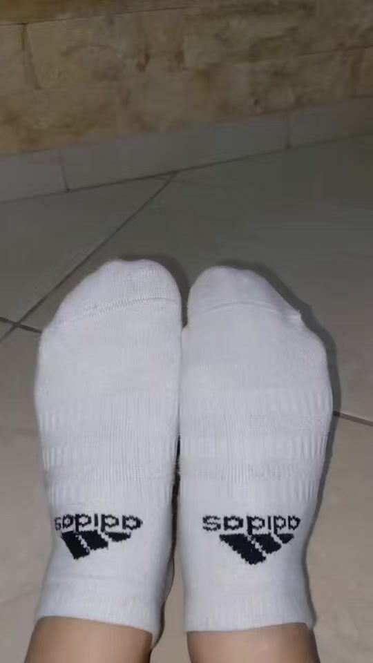 Ζευγάρια κοφτές κάλτσες adidas !