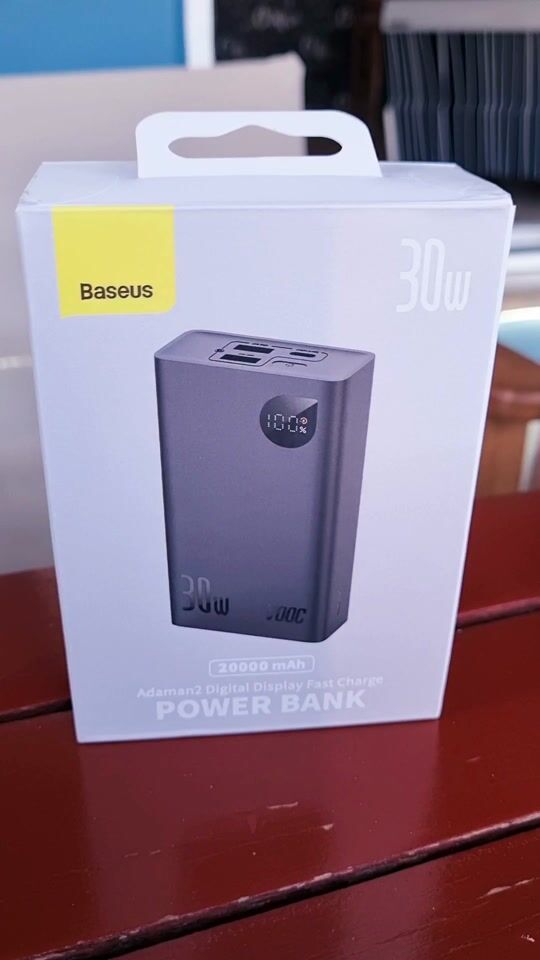 Αξιολόγηση για Baseus Adaman2 Power Bank 20000mAh 30W με 2 Θύρες USB-A και Θύρα USB-C Power Delivery / Quick Charge 3.0 Μαύρο