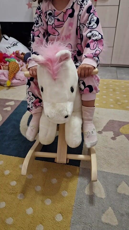 Beautiful rocking horse with music and horse sound ???