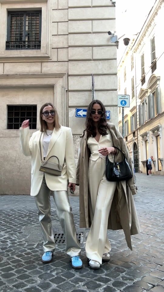 Neutral Outfits για βόλτα στην Ρώμη
