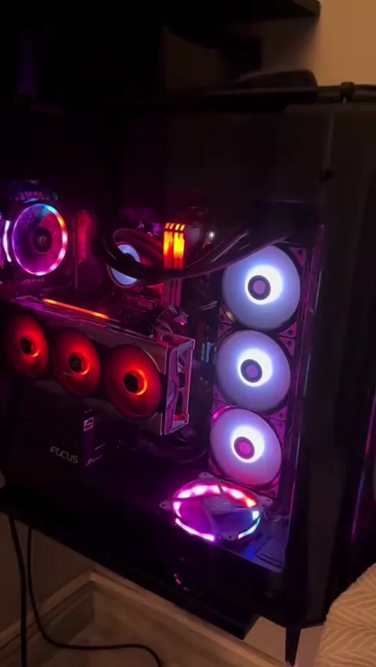 A real Ultra PC case ?