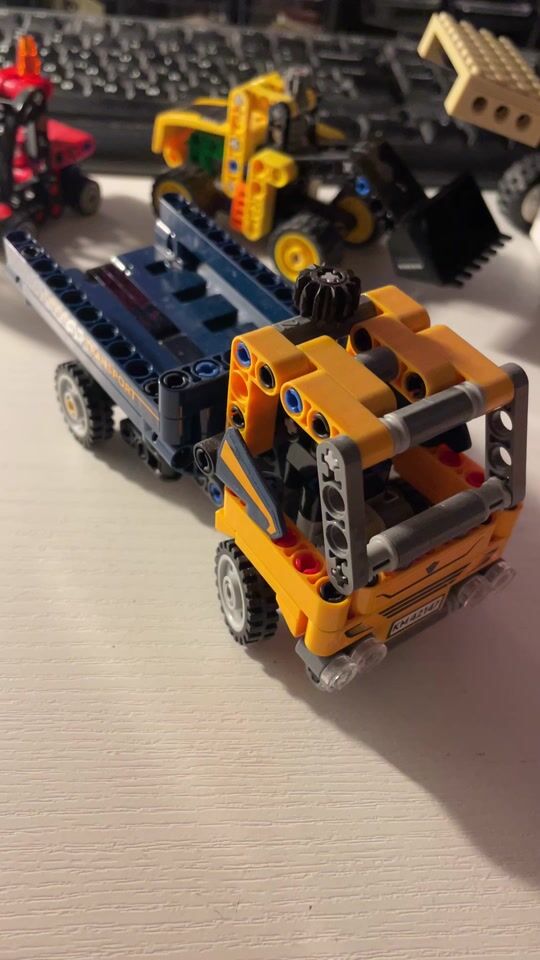 Recenzie pentru Camion de Gunoi Lego Technic pentru Copii de 7+ Ani