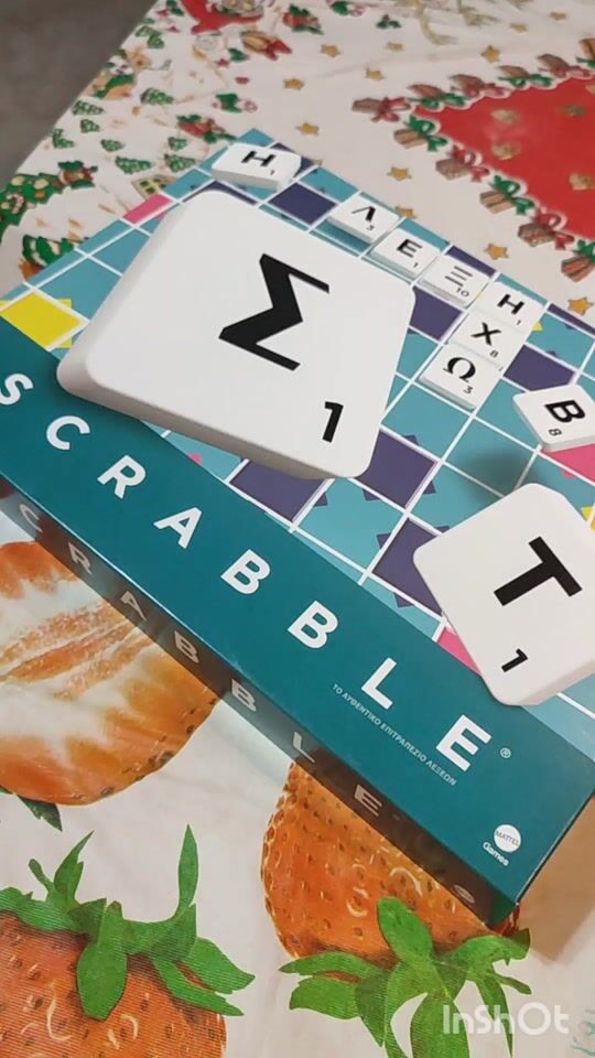 Scrabble διαχρονικό επιτραπέζιο 
