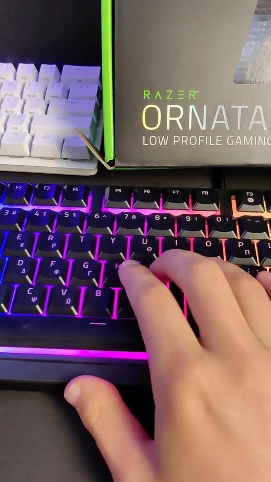 Recenzie Razer Ornata V3