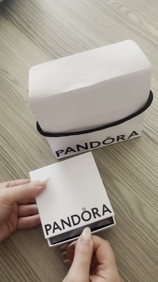 Unboxing Pandora Bracelet ?