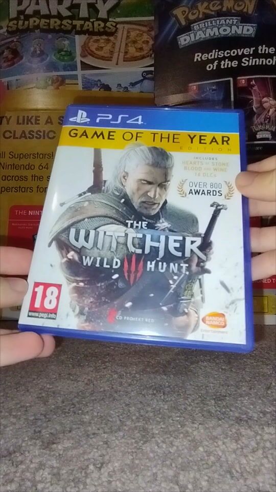 Die Witcher 3 Wild Hunt Spiel des Jahres Edition PS4 Auspacken