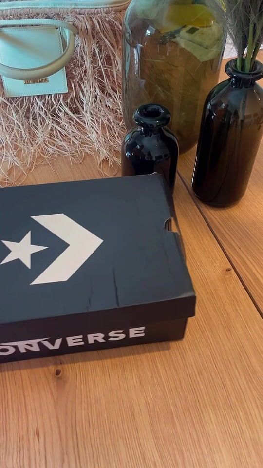 Auspacken: Converse ?