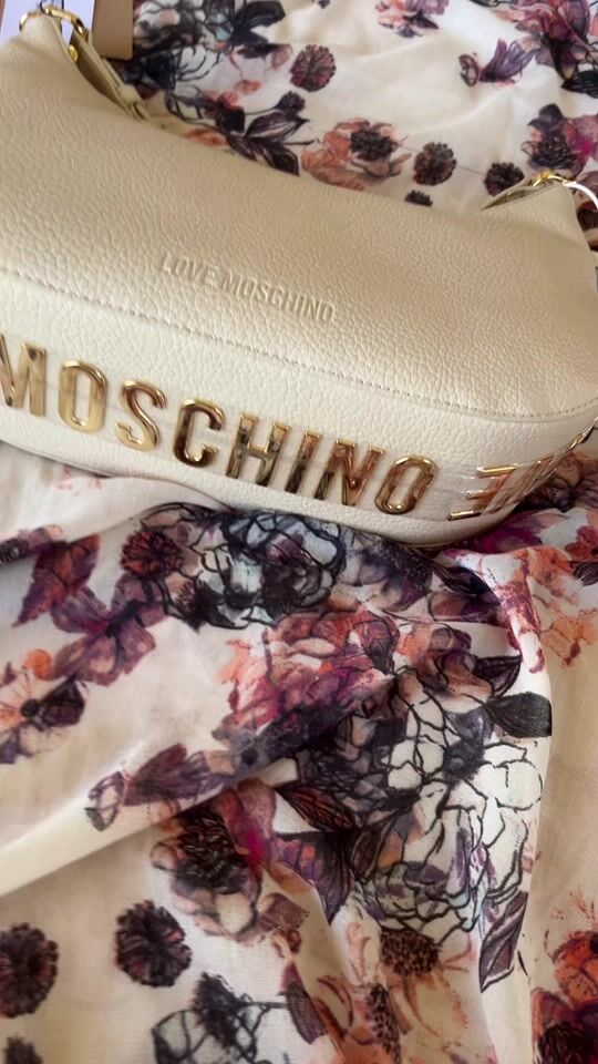 New bag 👜 Love Moschino 😍