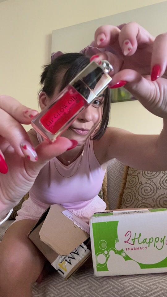 Unboxing Skroutz order with cosmetics ??