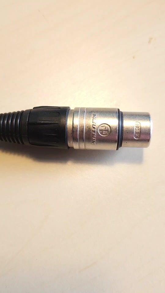 Neutrik XLR female connector