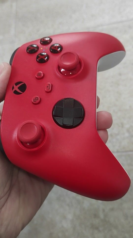 Microsoft Xbox Series Controller Wireless Pulse Red

Microsoft Xbox Series Controller Kabellos Pulse Red